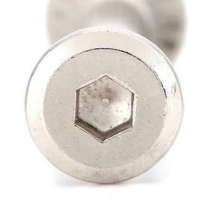 Kép 4/6 - Bőrönd kerékhez tengely 51x8 mm, nikkel színben