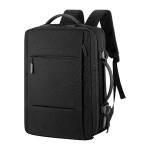 Kabin Méretű Laptophátizsák USB Csatlakozóval Fekete Színben