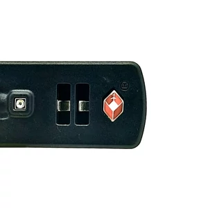 Kép 5/9 - Bőrönd süllyesztett TSA zár, fekete színben