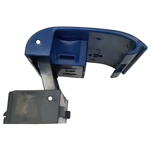 Kép 6/9 - Roncato Light bőrönd TSA számzár, sötétkék színben Kép 6/9 - Roncato Light bőrönd TSA számzár, sötétkék színben